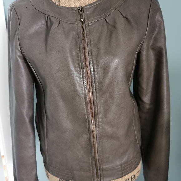 X dye Jacket - Picture 1 of 9